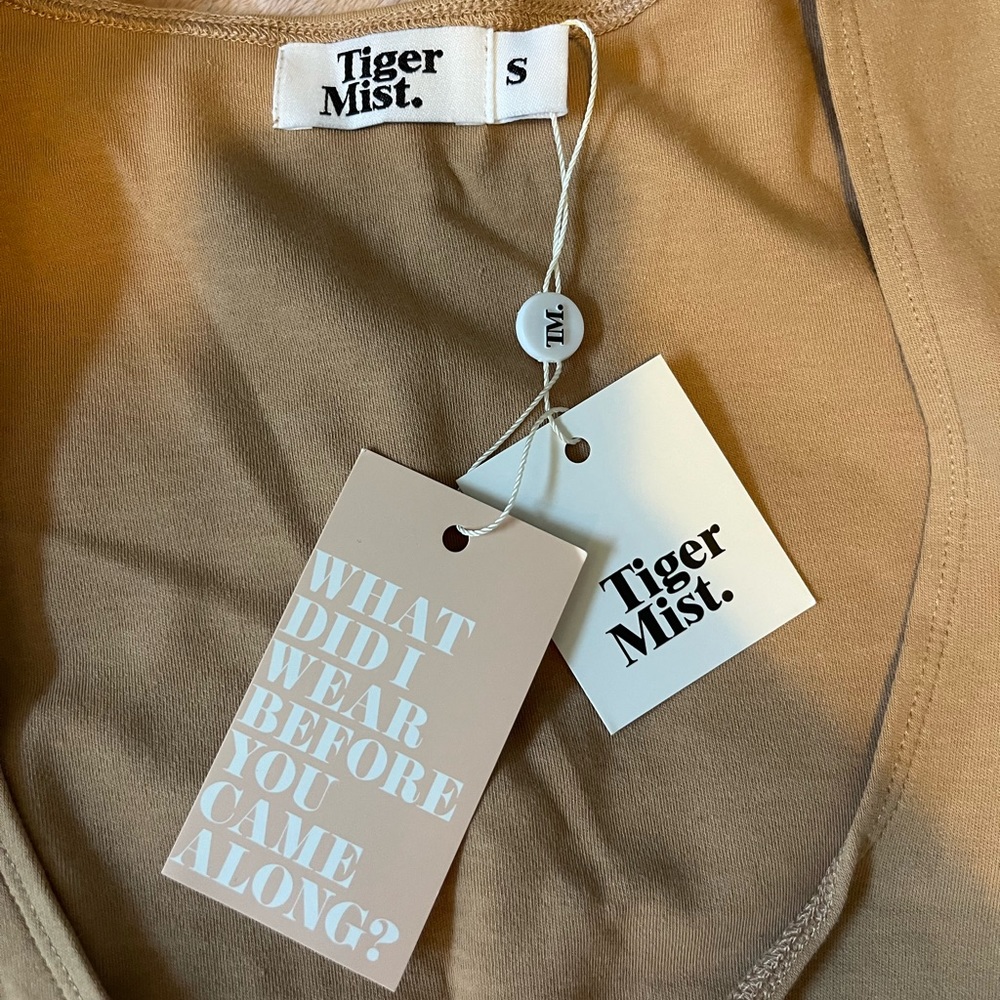 Brand New Tiger Mist Brown/Beige Crop Top! Tags Attached!